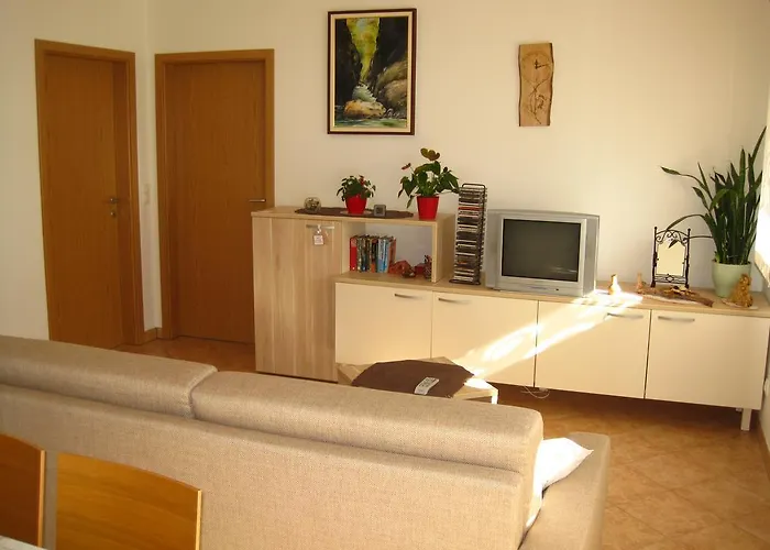 Lägenhet House Cviter *